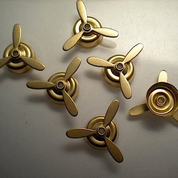 6 brass propeller stampings ZI402