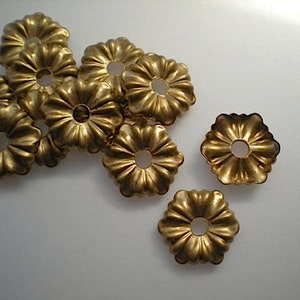 12 brass flower mirror rosettes ZC144