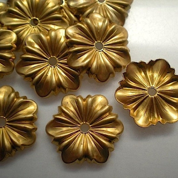 12 brass flower mirror rosettes ZC143