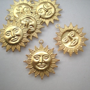 6 large brass sun charms ZB122