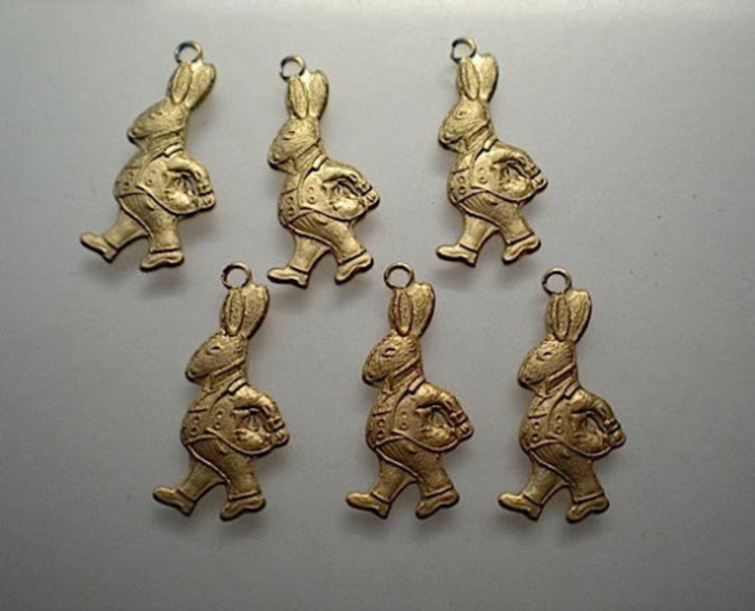 6 White Rabbit Charms ZE219 - Etsy