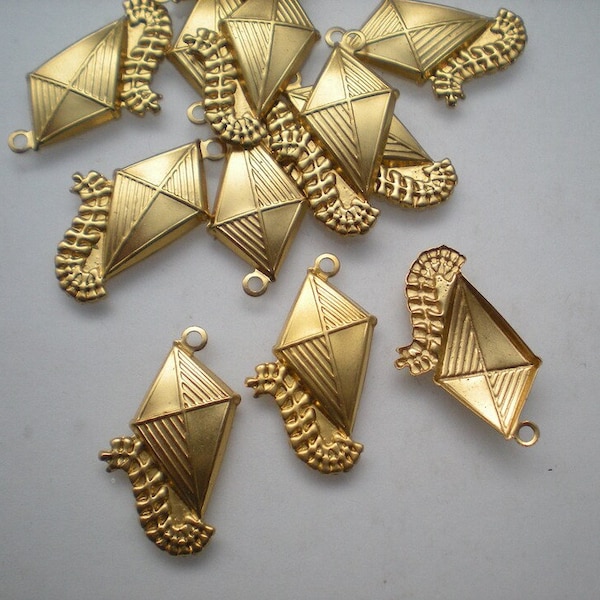 12 brass small kite charms ZH702