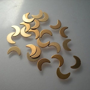 24 tiny flat brass crescent stampings ZB238
