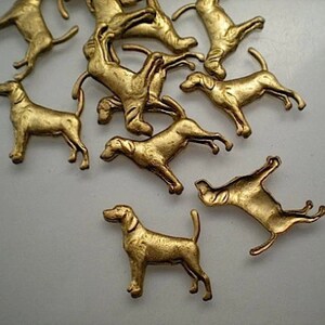12 brass small dog stampings ZE233