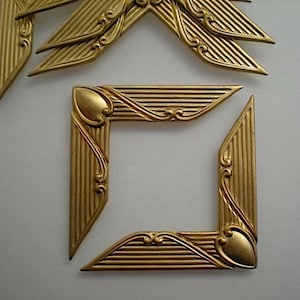 6 brass art deco corner brackets  ZC241
