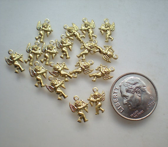 24 Brass Tiny Angel With Arrow Charms, 12 Facing Left, 12 Facing