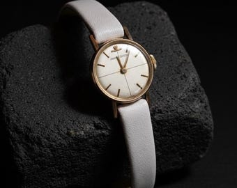 Jaeger-LeCoultre 18k Gold Cocktail Watch 17 mm - Manual Wind - Serviced in 2025
