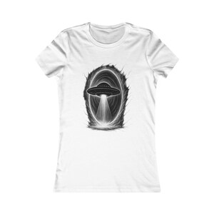 Women&#39;s UFO / Portal Graphic Tee, Alien Lover Shirt, Astrology Gift, Unique Space T-Shirt, Cosmic Fashion, Birthday Present.