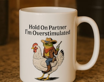 Taza de rana vaquera montando pollo: divertida taza con humor neurodivergente y ansiedad