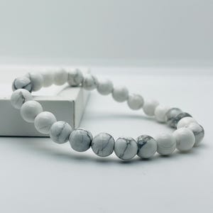 White Howlite Beaded Bracelet, Calming Stone Jewelry, Handmade Boho Stretch Bracelet, AAA Grade Howlite Bead, Gifts for Her
