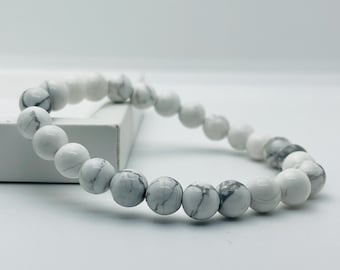 Pulsera de cuentas de howlita blanca, piedra relajante, joyería boho hecha a mano