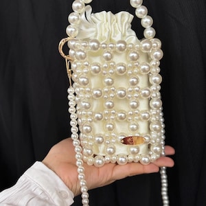 Pearl Purse, Pearl Bag, Bridal Bag, White Pearl Bag, Mini Pearl Purse, Evening Clutch, Vintage Style Bag, Beaded Purse, Ivory Pearl Clutch