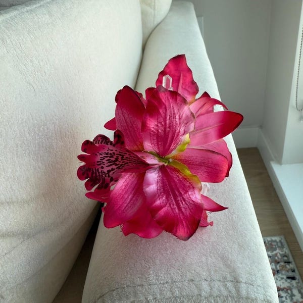 RINA Orchid Hairclips