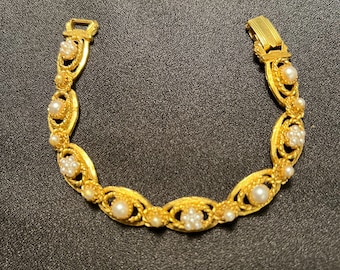 Vintage Florenza Bracelet | Gold-Tone, Faux Pearl Statement Jewelry