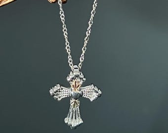 Collar con cruz vintage de plata de ley y oro de 12 quilates