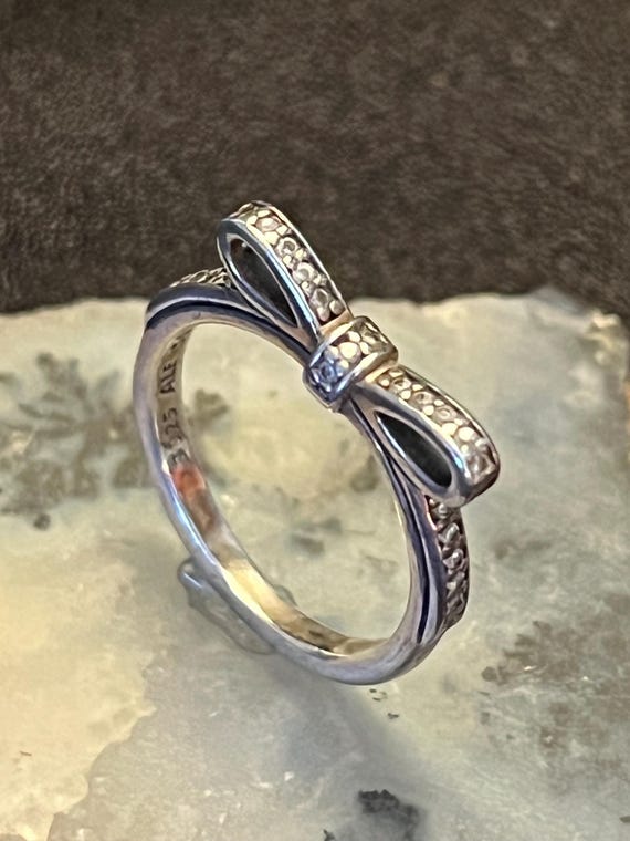 bow pandora silver band