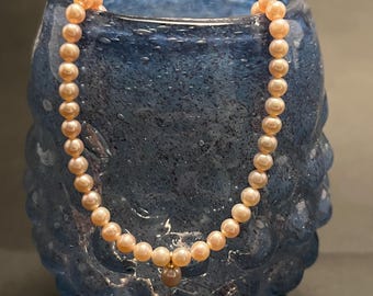 Vintage 14k Gold Pink Pearl Necklace: 15" Drop Pendant