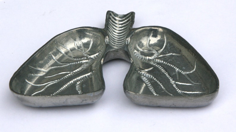 Lung Ashtray image 3