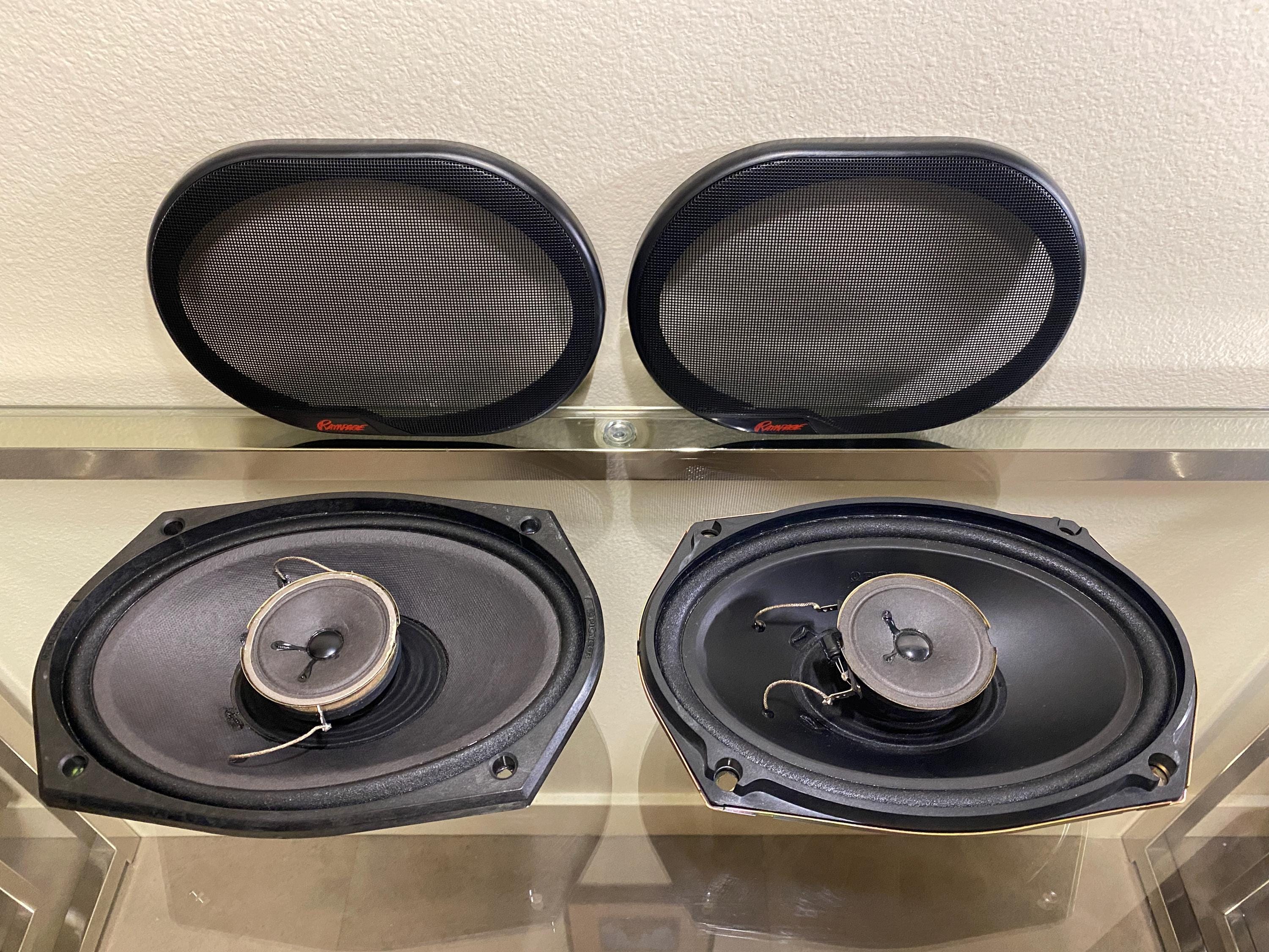 Pioneer Vintage Speakers