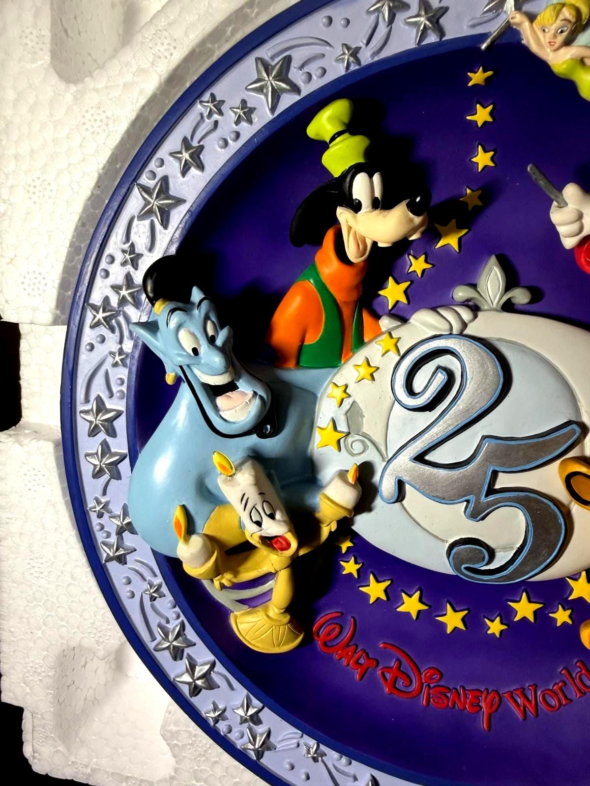 1996 Disney World 25th Anniversary 3D Collector Plate Genie Mickey