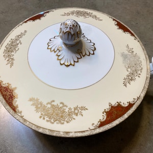 Noritake 4986 Glenwood Round Covered Vegetable Bowl 8 3/8 in – Fine China, Gold Trim, Japan
