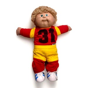 Coleco 1985 Cabbage Patch Kids Boy 17 ”# 31 Sport Outfit + Schuhe + Papiere