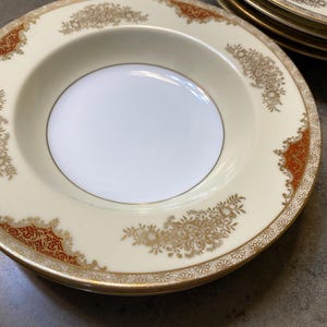 Noritake 4986 Glenwood Set of 6 Rim Soup Bowls 8 1/4 in – Fine China, Gold Trim, Japan