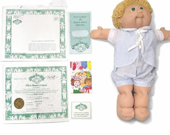 1985 Cabbage Patch Kids Boy Blond Garen Haar Groene Ogen + CPK-outfit + Papieren