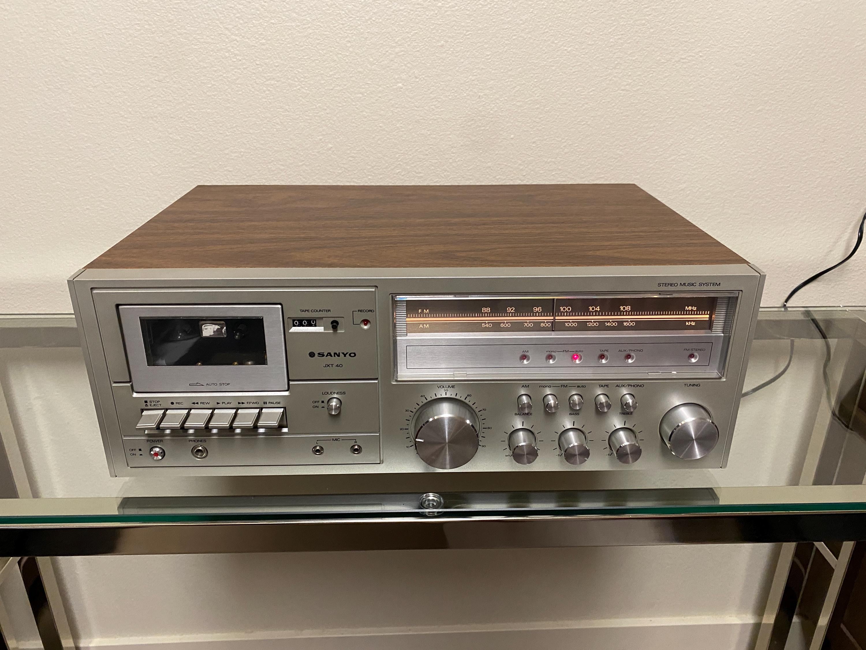 Sanyo Vintage Radio - Etsy