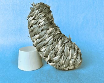 Natural Timothy Hay Handmade Chew Toy For Chinchilla, Guinea Pig and Rabbit - Magic Bean