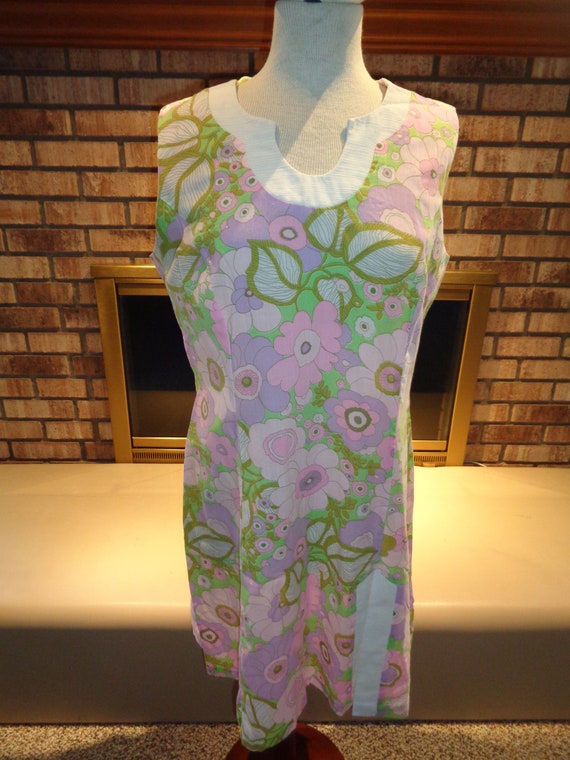 Vintage 60s Lightweight Cotton Pastel Floral Sund… - image 1