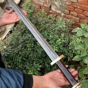 Hand-Forged 32'' Damascus Steel Sword with Leather Sheath | Full Tang Viking Medieval Collectible-Sword | Gift for Him.