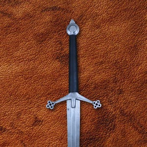 Hand-Forged 42&#39;&#39; Damascus Claymore Sword with Scabbard | Full Tang Damascus Steel Blade, Viking Medieval Sword | Gift for Him.