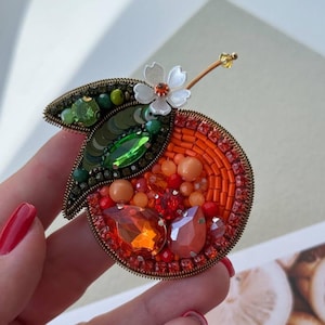 Orange Fruit Brooch with Crystals and Beads Hand Embroidered Pin, Sparkling Citrus Accessory, Gemstone-Inspired Design, Handmade Gift