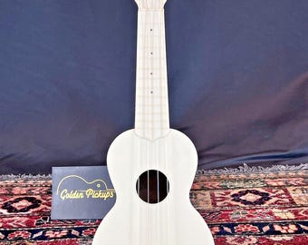 Vintage 1950s Mauna Loa Soprano Ukulele All Plastic All Original Rare 20.5"
