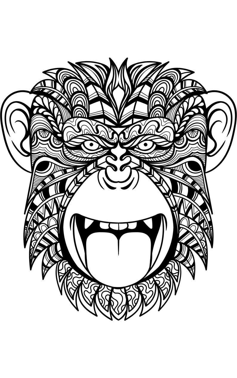 K&ouml;nnte beinhalten: Schwarz-Wei&szlig;-Illustration eines Affengesichts. Das Gesicht des Affen ist mit komplizierten Mustern und Designs verziert. Der Affe hat einen weit ge&ouml;ffneten Mund mit sichtbaren Z&auml;hnen und Zunge. Die Illustration ist ein auff&auml;lliges Design.