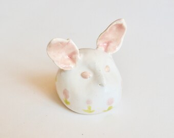 Figura de conejo de cerámica: decoración floral rosa para habitación infantil