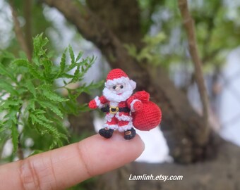 OOAK micro Santa Claus - dollhouse crochet miniature - 1 inch tiny amirugumi Santa Claus  - miniature crochet doll - 1:12 doll