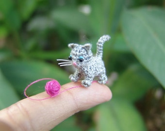 tiny crochet grey kitten cat, dollhouse decor, tiny amirugumi cat, adorable tiny things, dollhouse miniatures artisan, doll house decoration