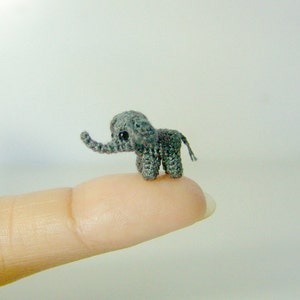 0.4 inch gray baby elephant, extreme micro crochet elephant, tiny amigurumi miniature stuffed animals, doll house miniatures accessories