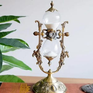 Grand Sablier Vintage En Verre – Sable Noir – Déco Française