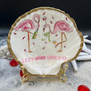 Drinking Flamingo Shell Ring Dish – Funny Coastal Home Decor