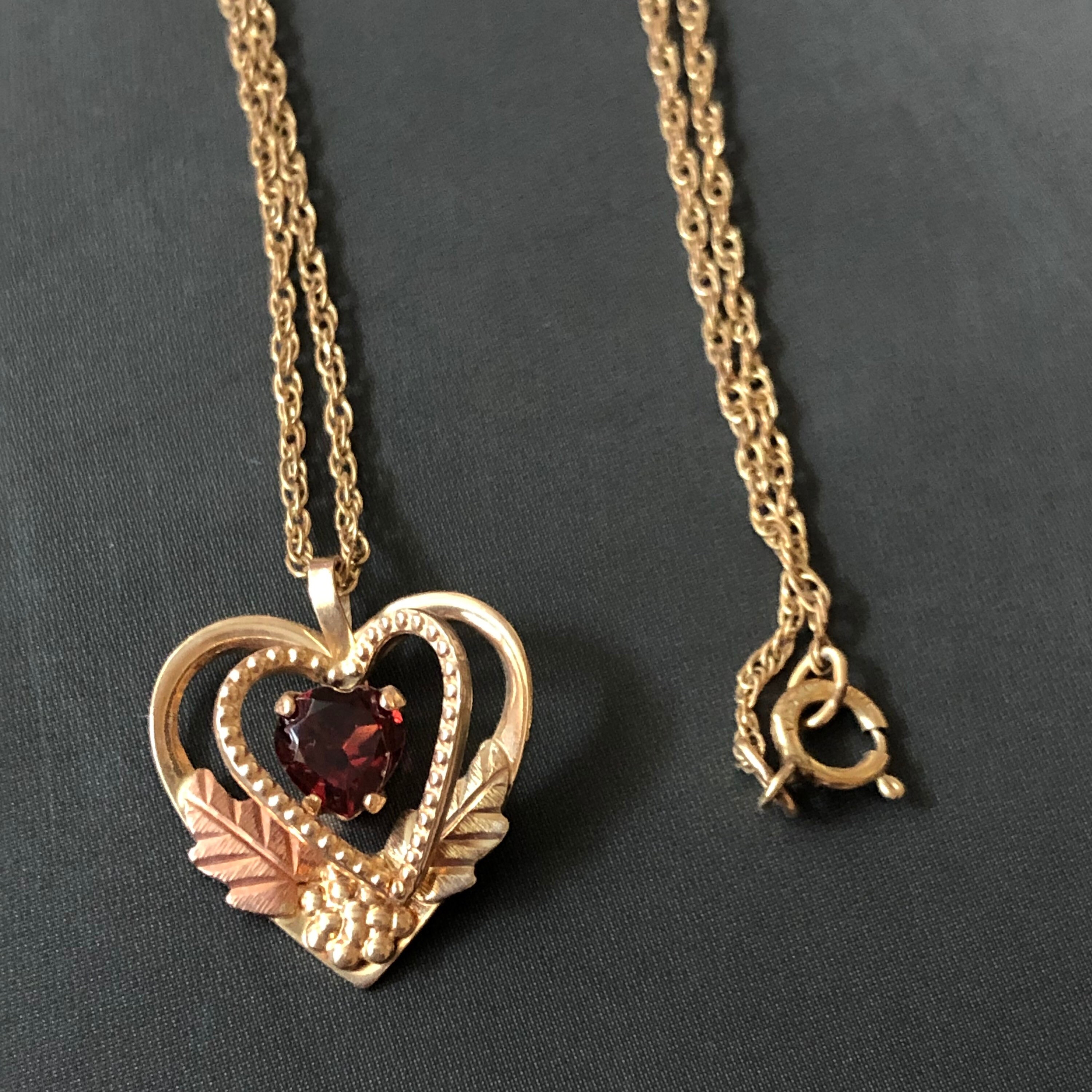 Vintage 70's Gold and Red Heart Pendant Necklace - Heart