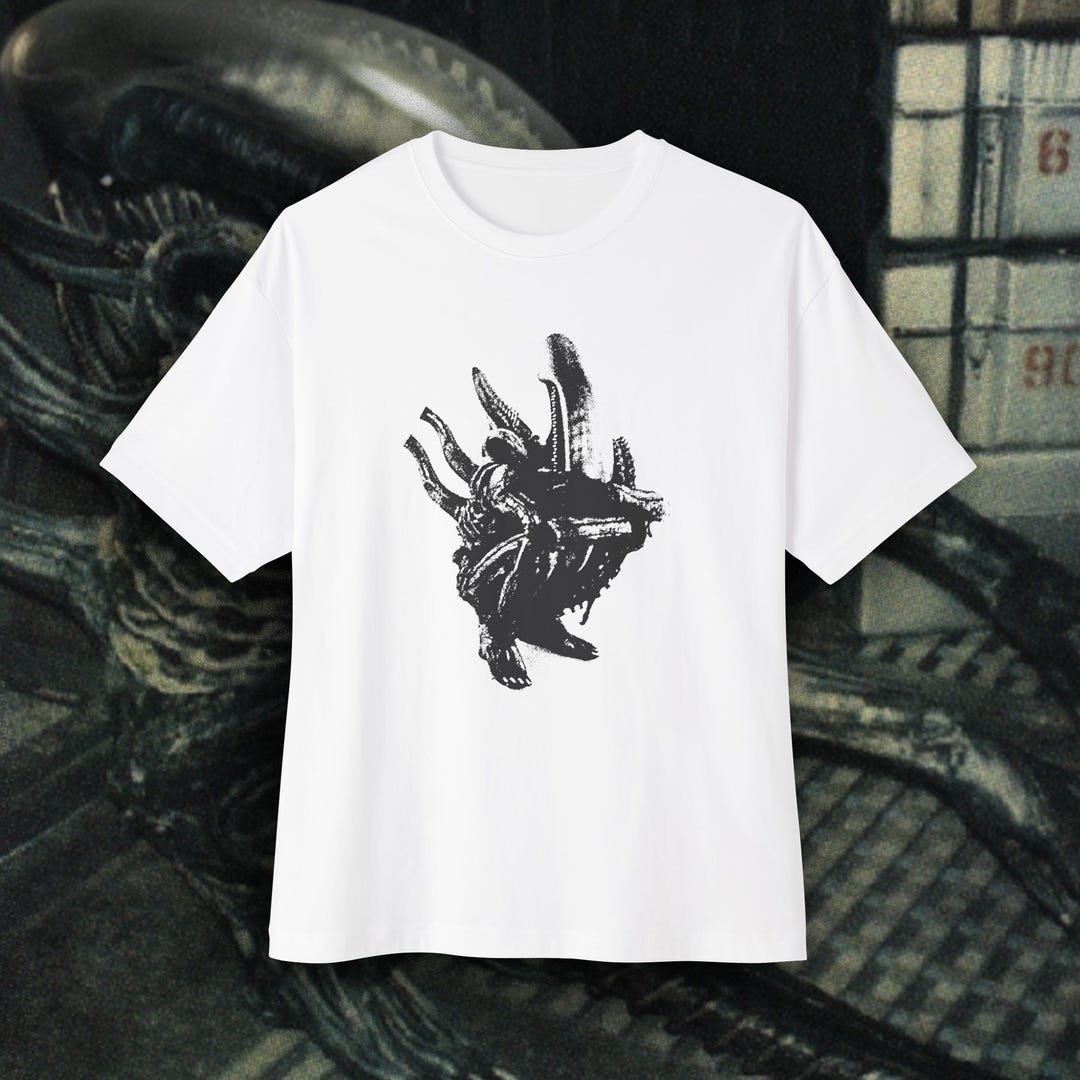 Xenomorph Alien Shirt Boxy Fit. - Etsy