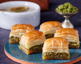 Sugar-Free Pistachio Baklava – Diabetic-Friendly, Naturally Sweetened, Prebiotic-Rich | Handmade in Istanbul