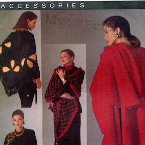 Vogue 8555 Accessories Bebe Winkler Cape Shawl Pouch Purse One Size