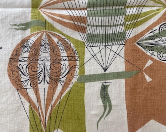 Huge Tammis Keefe Tablecloth Vintage 1950s Linen Cotton Hot Air Balloons 49 x 84 Rectangular Excellent!