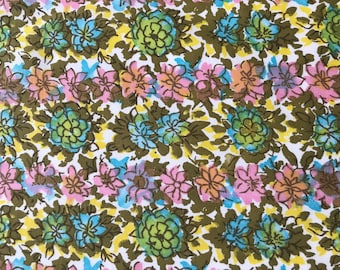 Vintage Fabric 1940s Hand Drawn Floral Blue Green Pink Cotton Percale 3 Yards Yardage