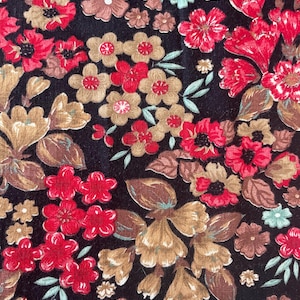 Vintage Floral Fabric Remnant Cotton Quilting Autumnal Flowers Dark Moody Black Brown Red Aqua 43 x 32 in