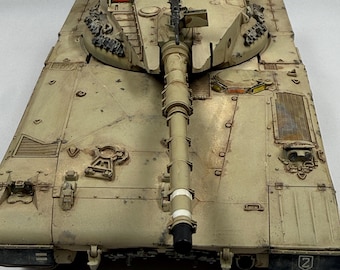Maqueta de plástico del Merkava Mk1 a escala 1:35